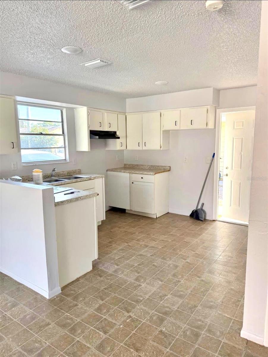 5638 5TH AVE, FORT MYERS, FL, 33907