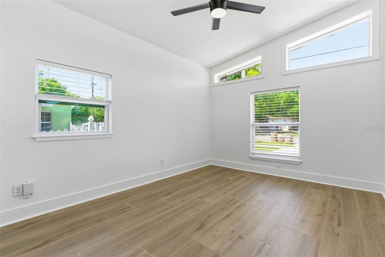 3916 IOWA AVE W, TAMPA, FL, 33616