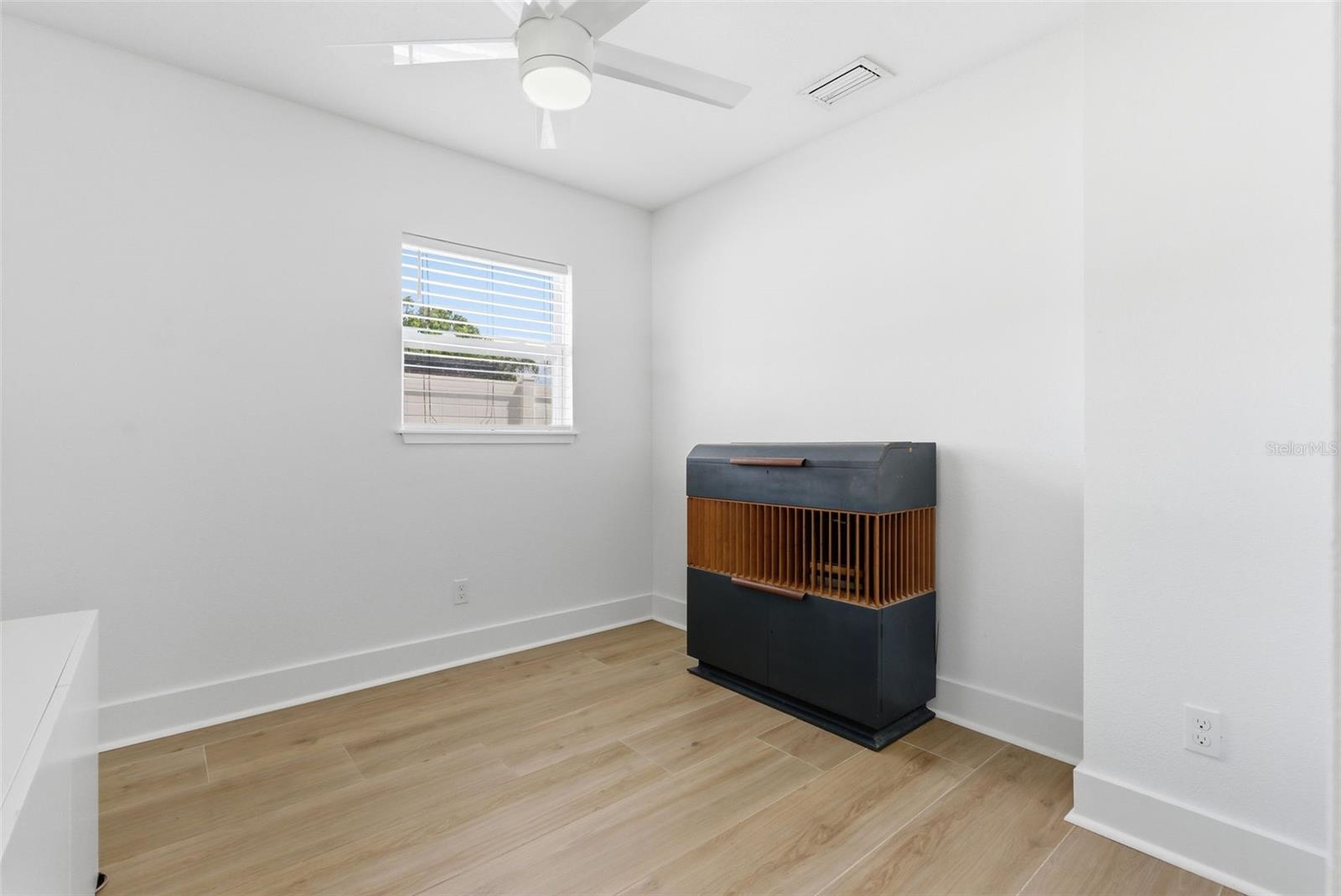 3916 IOWA AVE W, TAMPA, FL, 33616