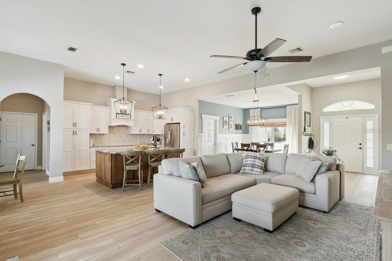 16805 BEAUCLAIRE CT, TAVARES, FL, 32778