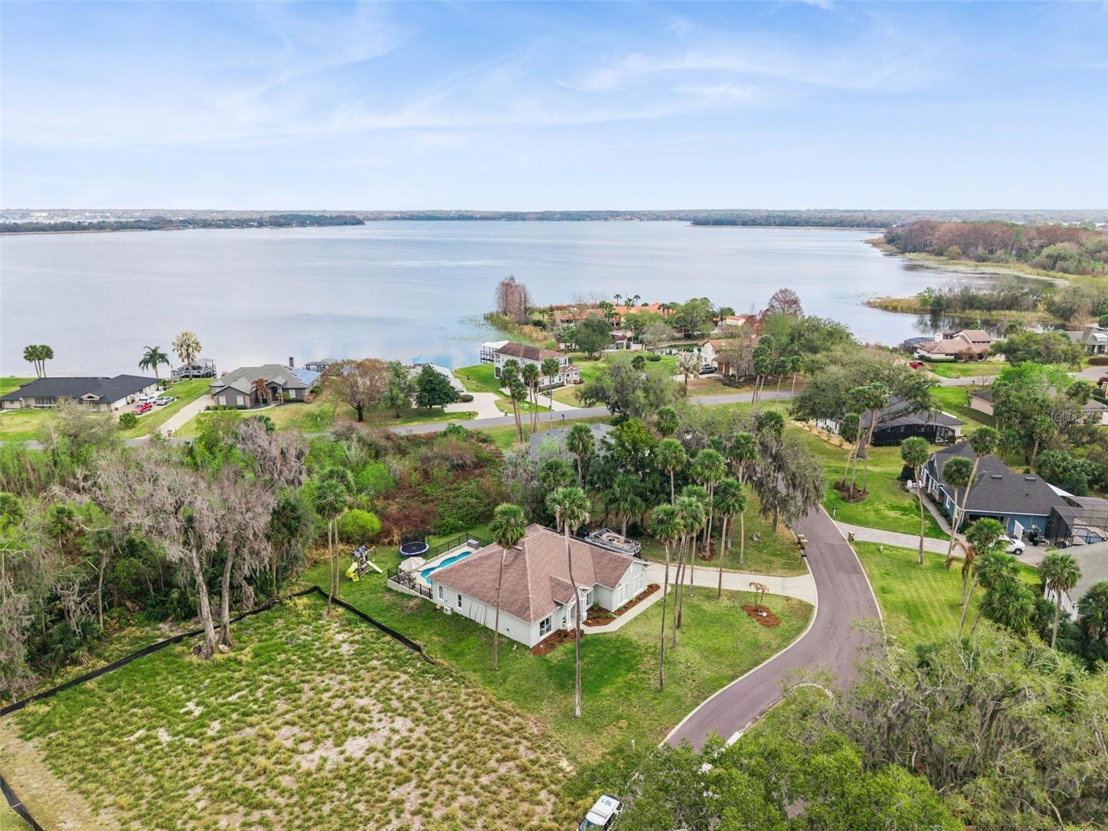 16805 BEAUCLAIRE CT, TAVARES, FL, 32778
