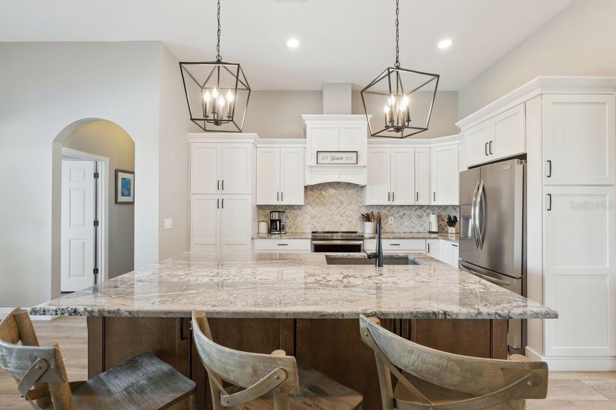 16805 BEAUCLAIRE CT, TAVARES, FL, 32778