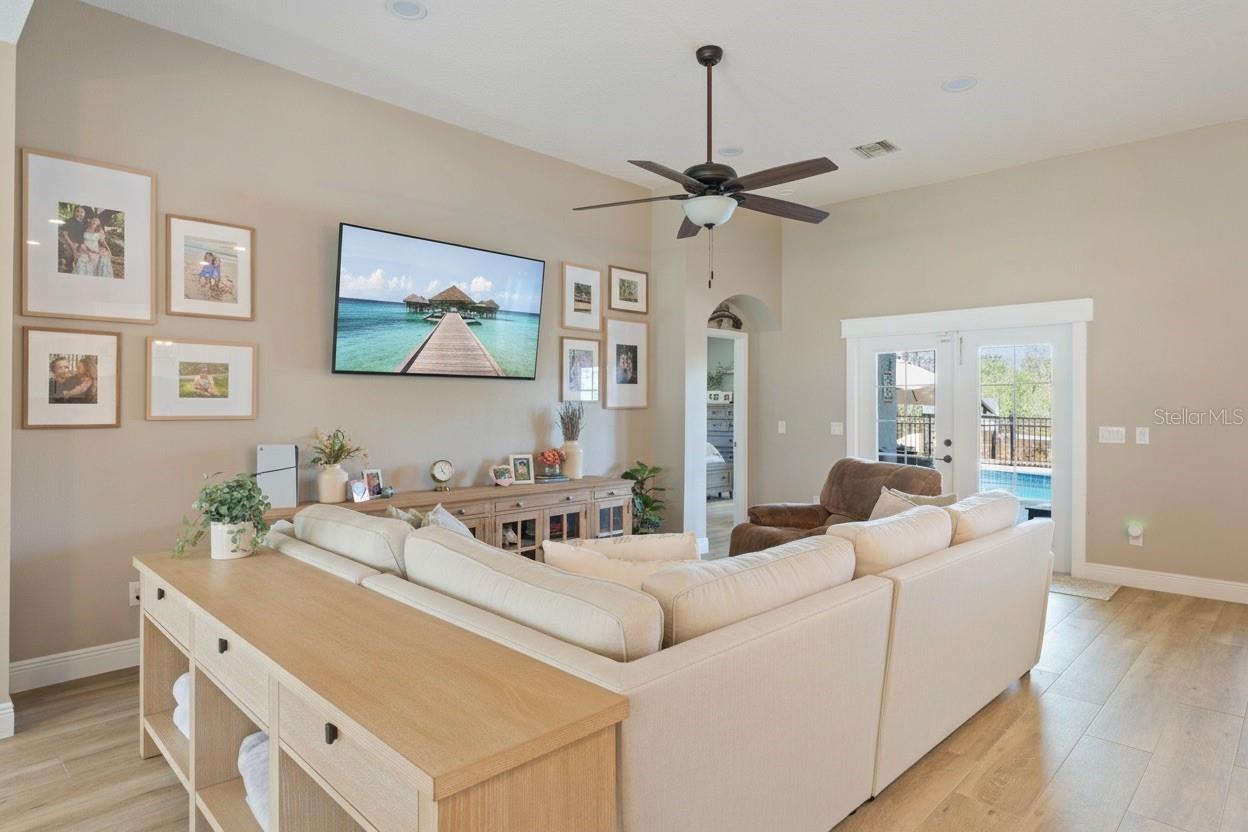16805 BEAUCLAIRE CT, TAVARES, FL, 32778