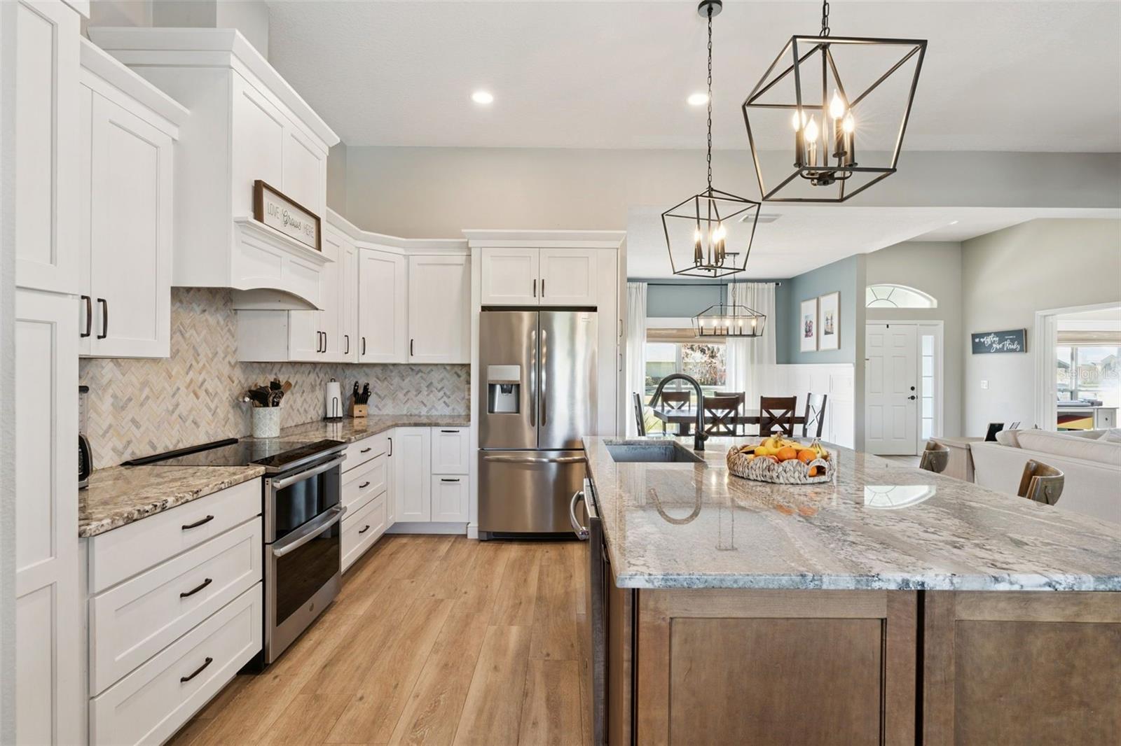 16805 BEAUCLAIRE CT, TAVARES, FL, 32778