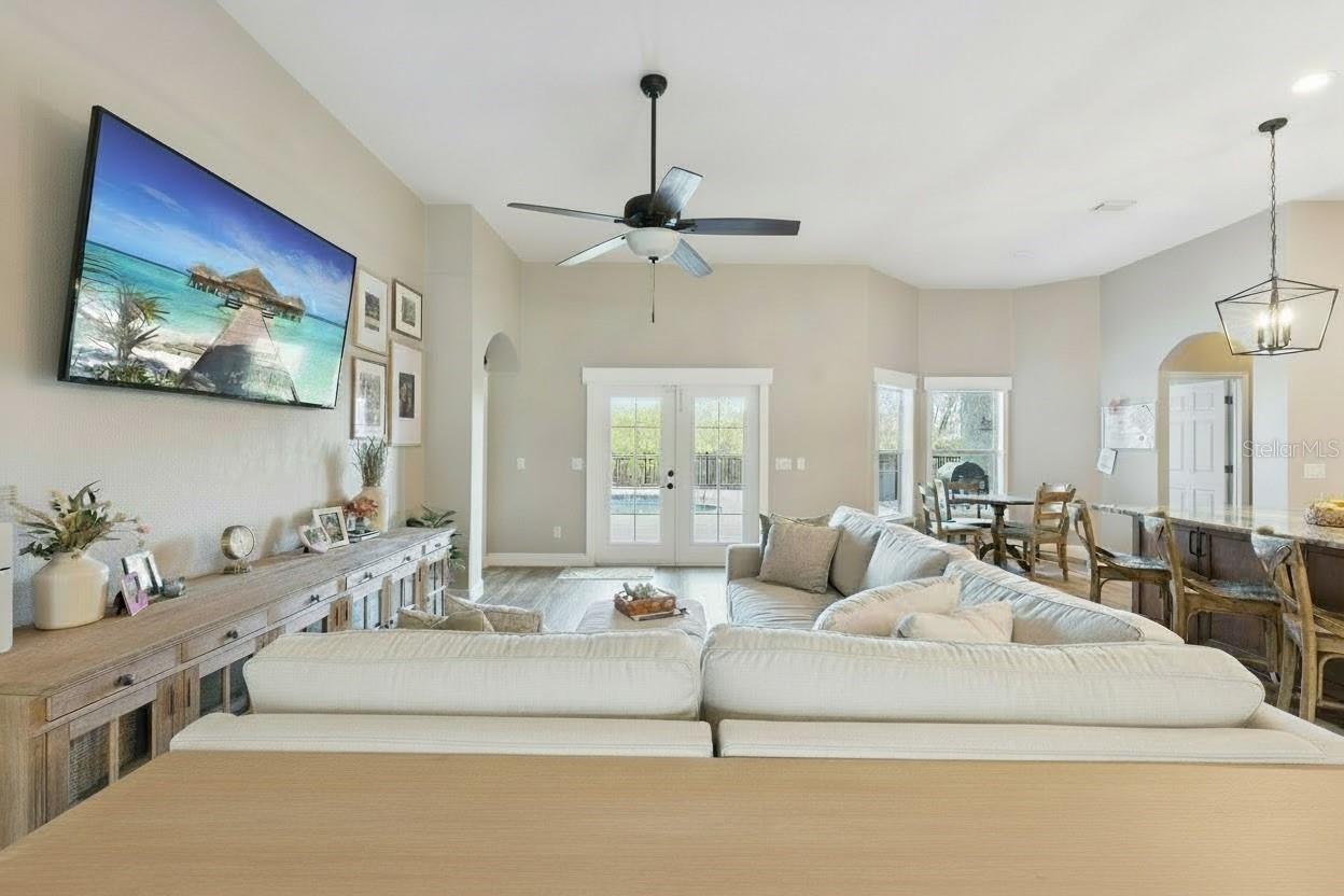 16805 BEAUCLAIRE CT, TAVARES, FL, 32778