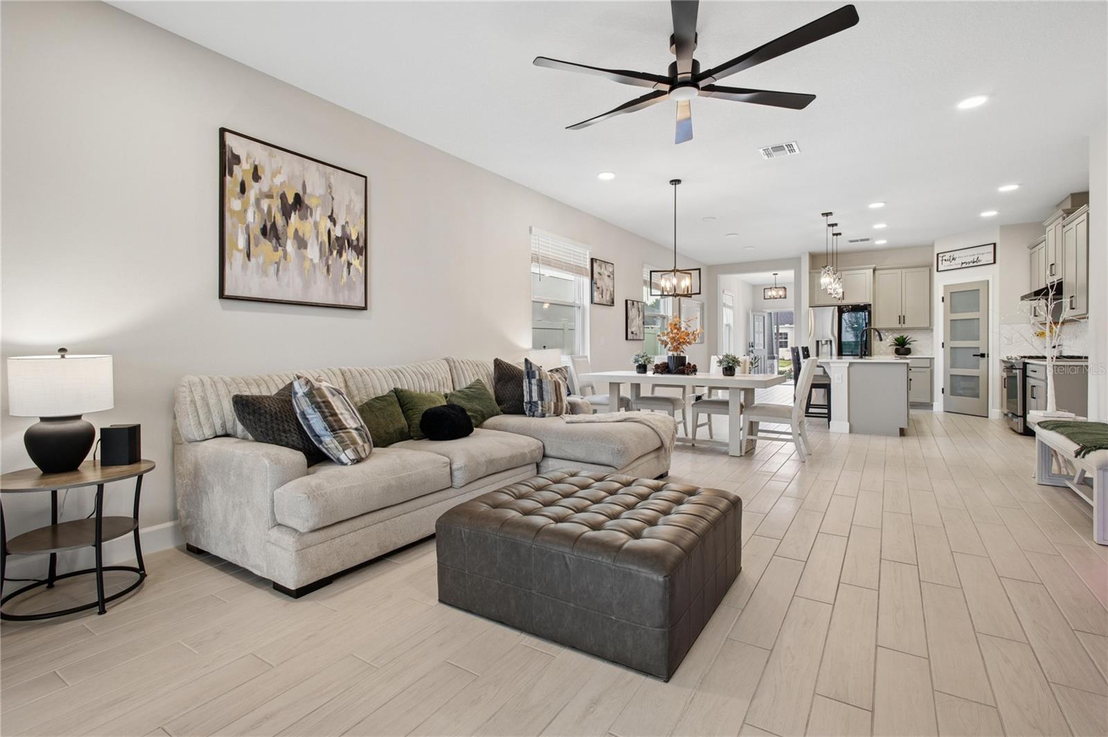 900 POINTE EMERSON BLVD, APOPKA, FL, 32703