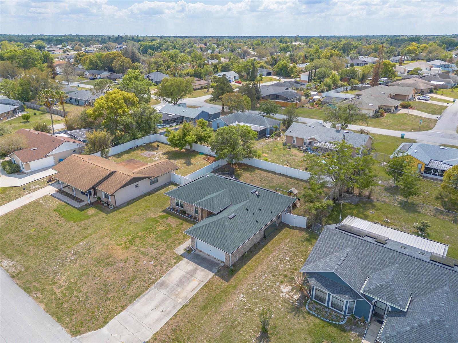 2431 WEATHERFORD DR, DELTONA, FL, 32738
