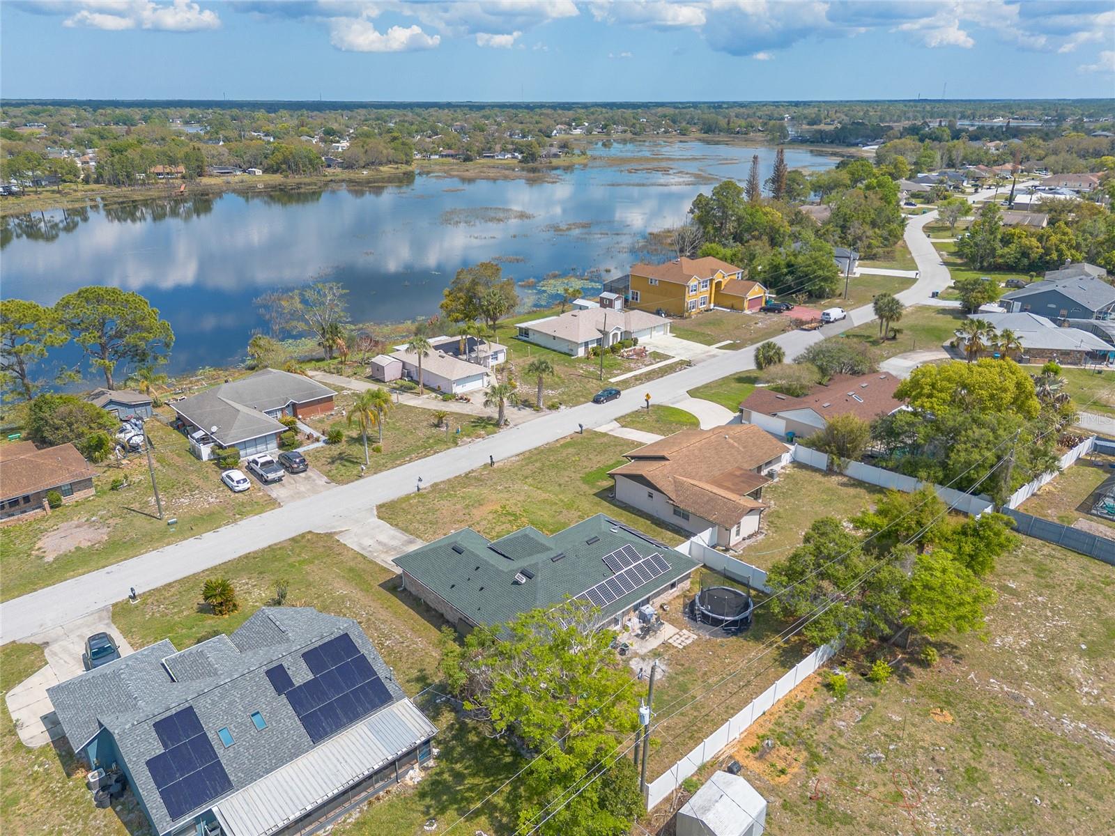 2431 WEATHERFORD DR, DELTONA, FL, 32738