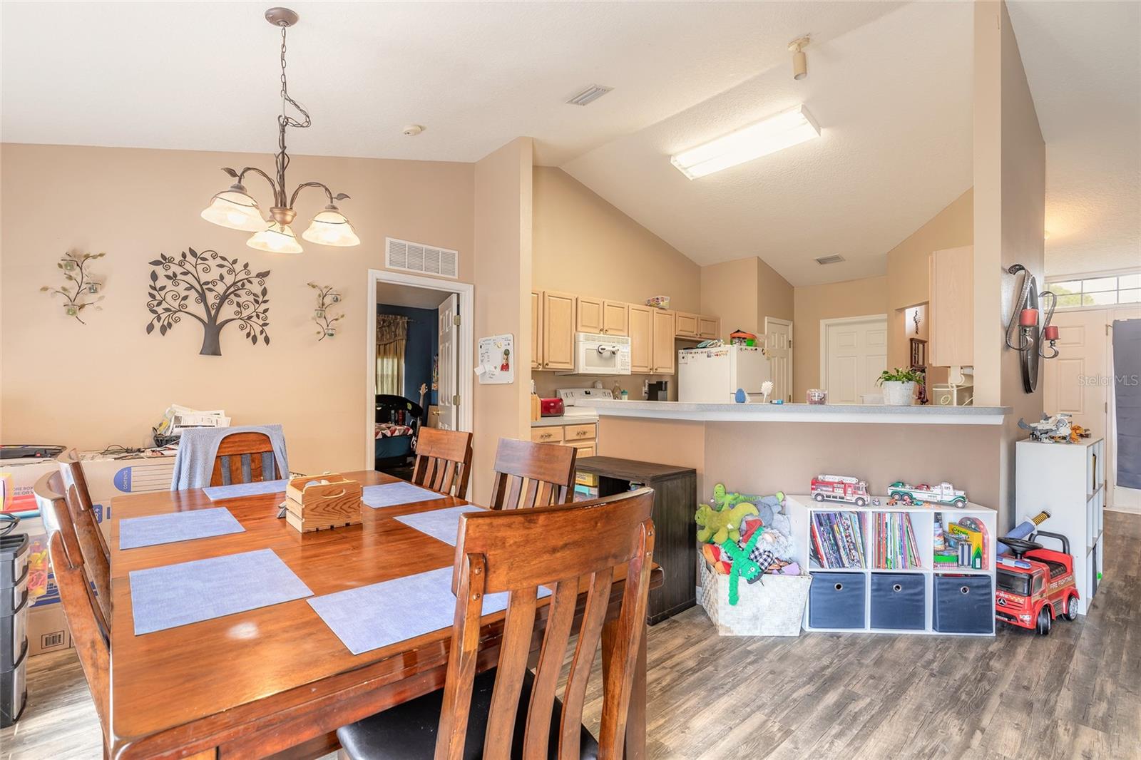 2431 WEATHERFORD DR, DELTONA, FL, 32738