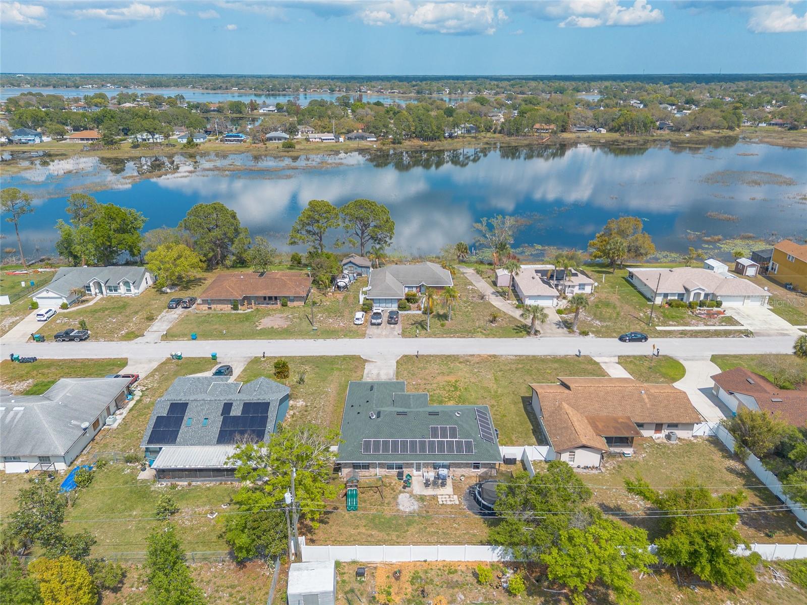 2431 WEATHERFORD DR, DELTONA, FL, 32738