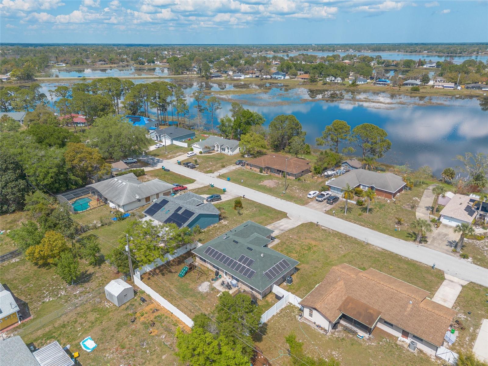 2431 WEATHERFORD DR, DELTONA, FL, 32738