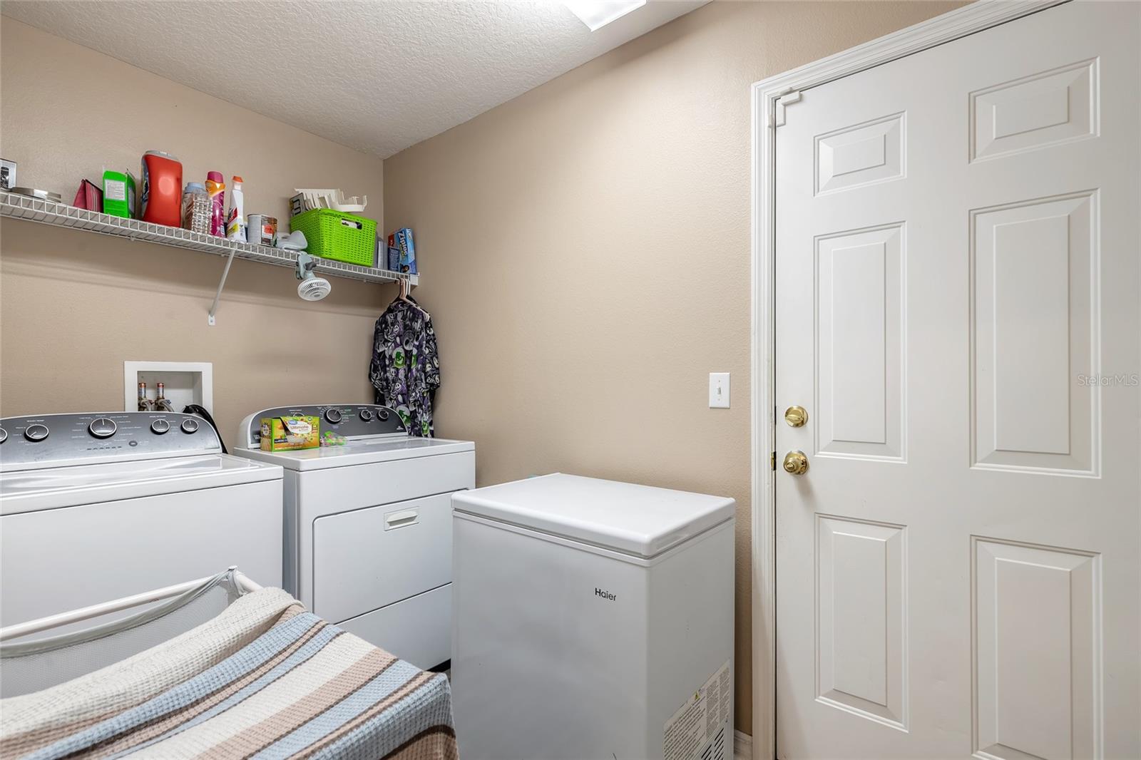 2431 WEATHERFORD DR, DELTONA, FL, 32738