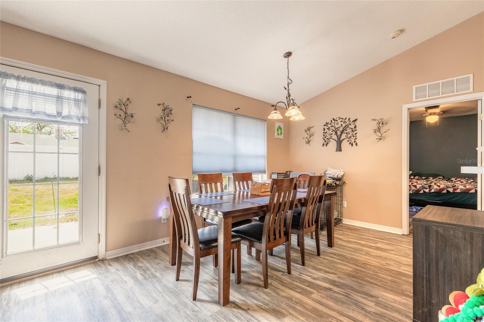 2431 WEATHERFORD DR, DELTONA, FL, 32738