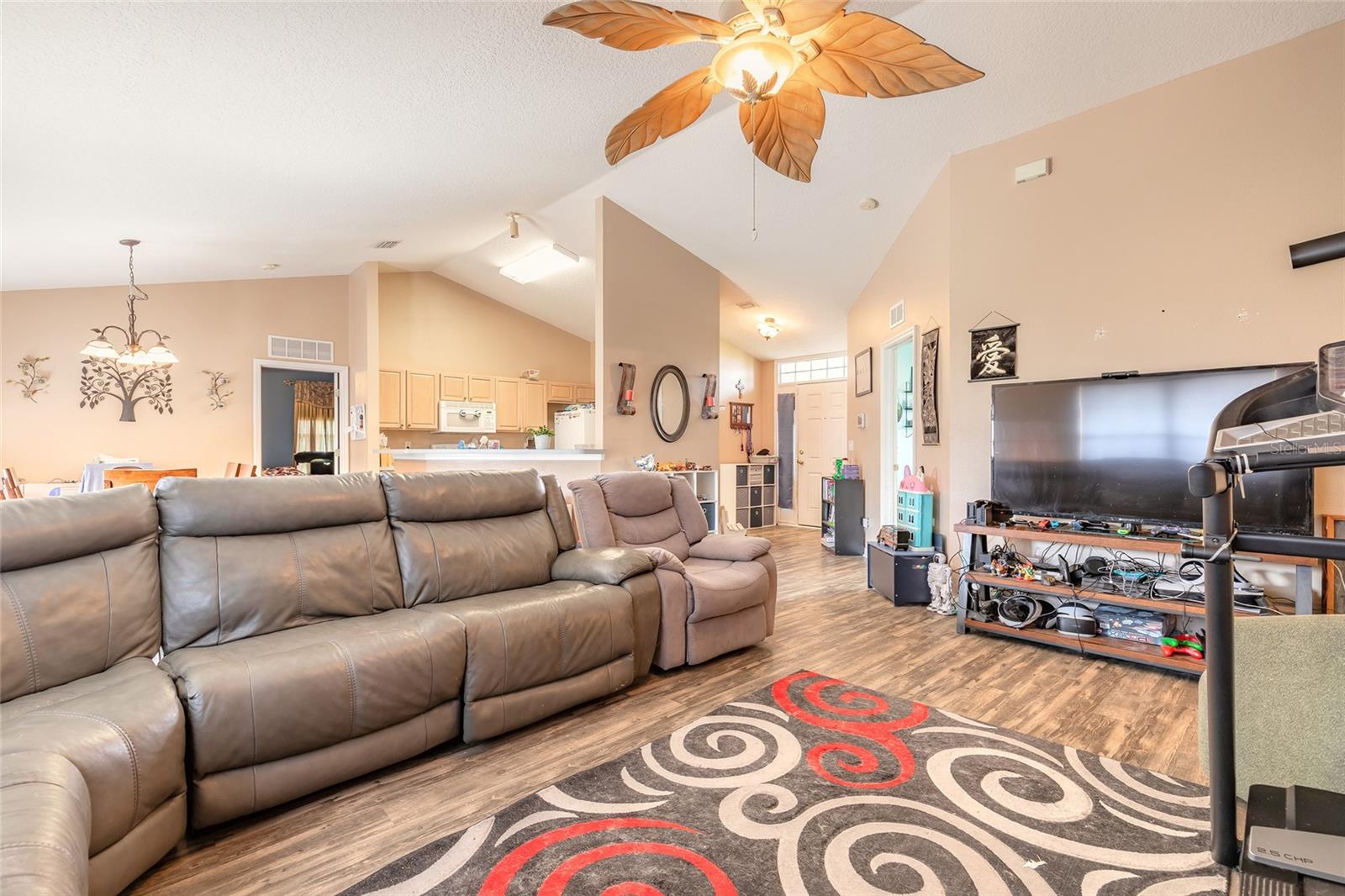 2431 WEATHERFORD DR, DELTONA, FL, 32738