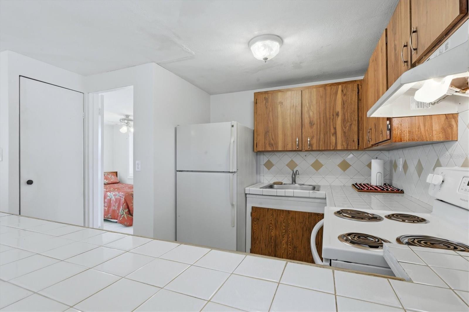 555 ARTISTS AVE, ENGLEWOOD, FL, 34223