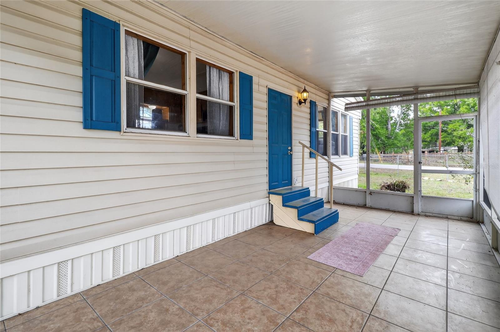 4710 VILLAGE DR, LAKELAND, FL, 33811