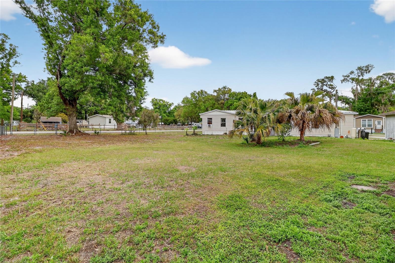 4710 VILLAGE DR, LAKELAND, FL, 33811