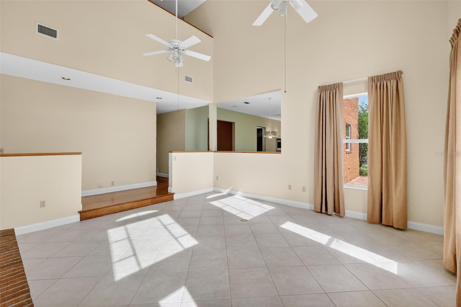 34028 PARK LN, LEESBURG, FL, 34788