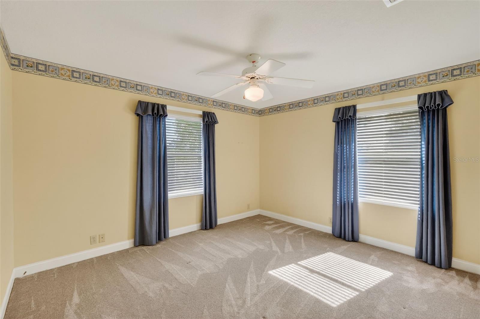 34028 PARK LN, LEESBURG, FL, 34788