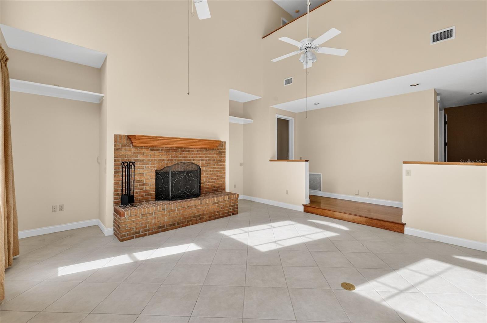 34028 PARK LN, LEESBURG, FL, 34788