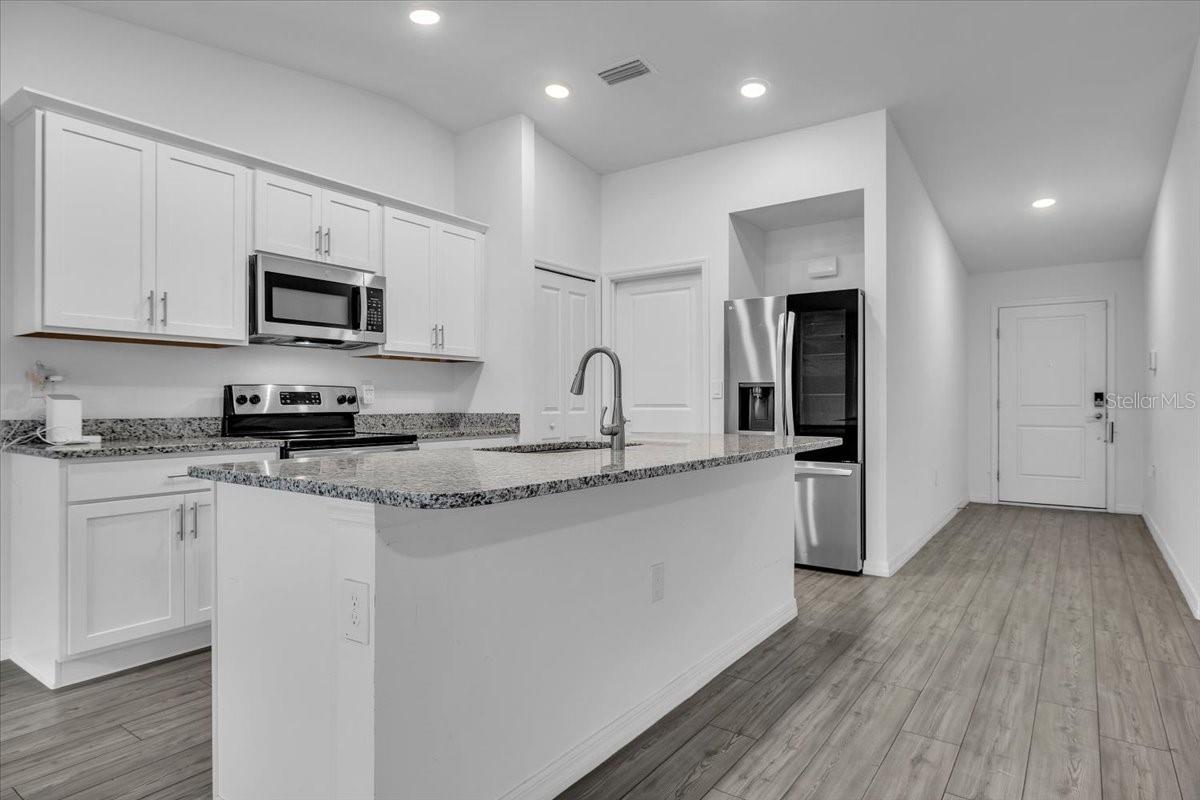 2816 NW 8TH PL, CAPE CORAL, FL, 33993