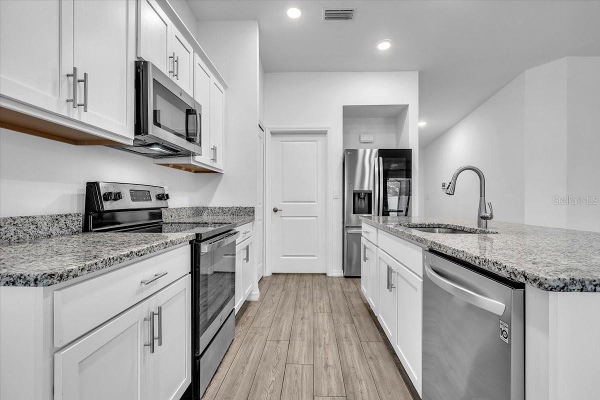 2816 NW 8TH PL, CAPE CORAL, FL, 33993