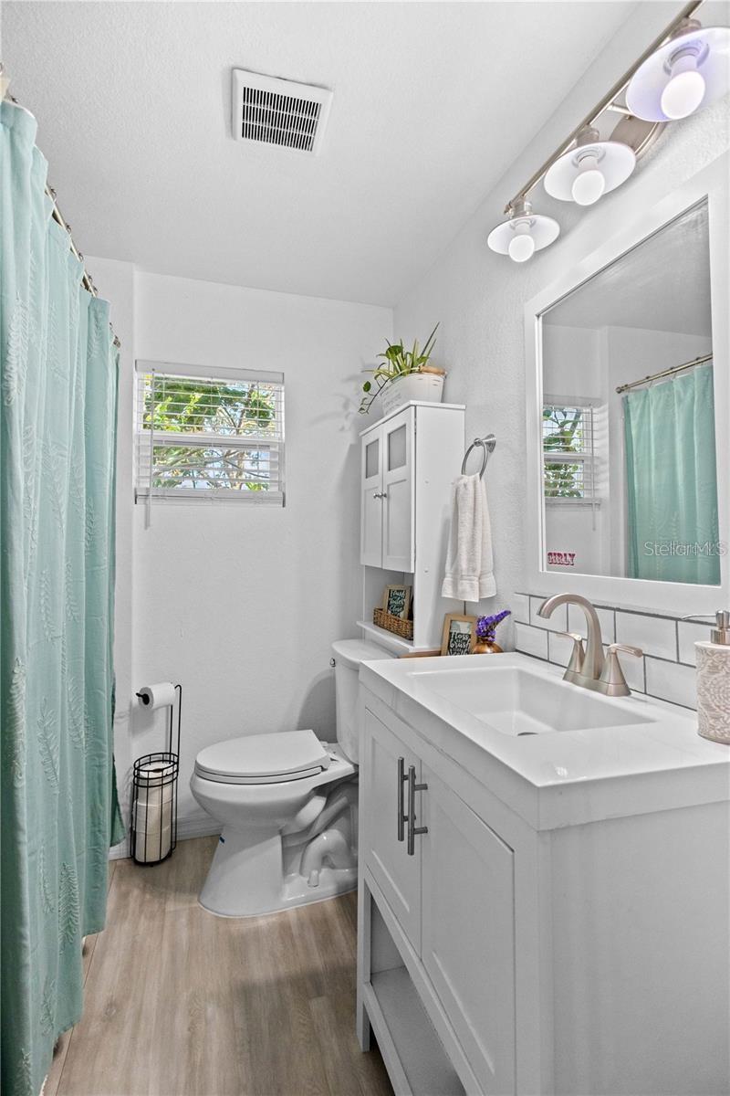 2915 LYNNHURST ST, SARASOTA, FL, 34239