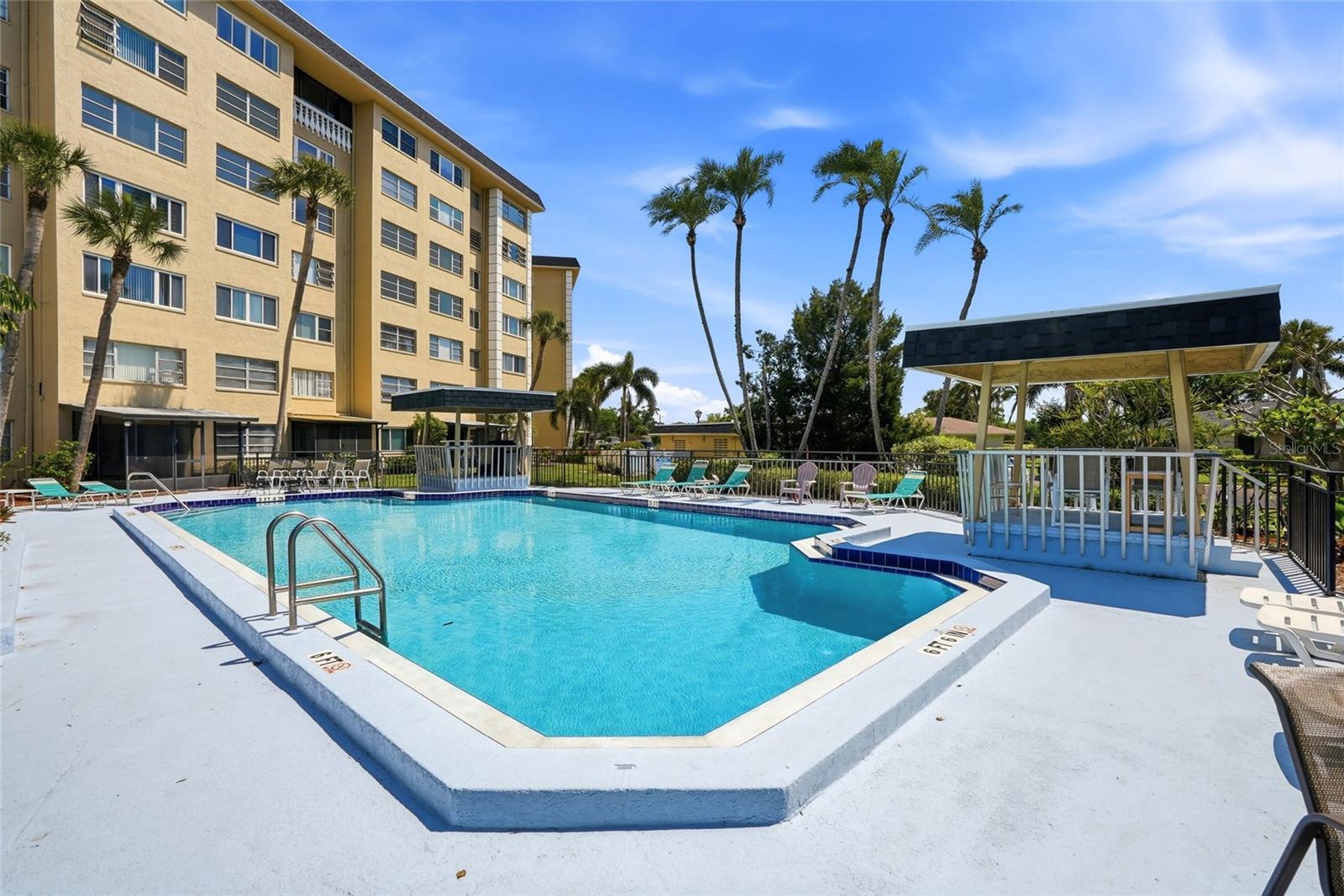 8950 PARK BLVD #510, SEMINOLE, FL, 33777