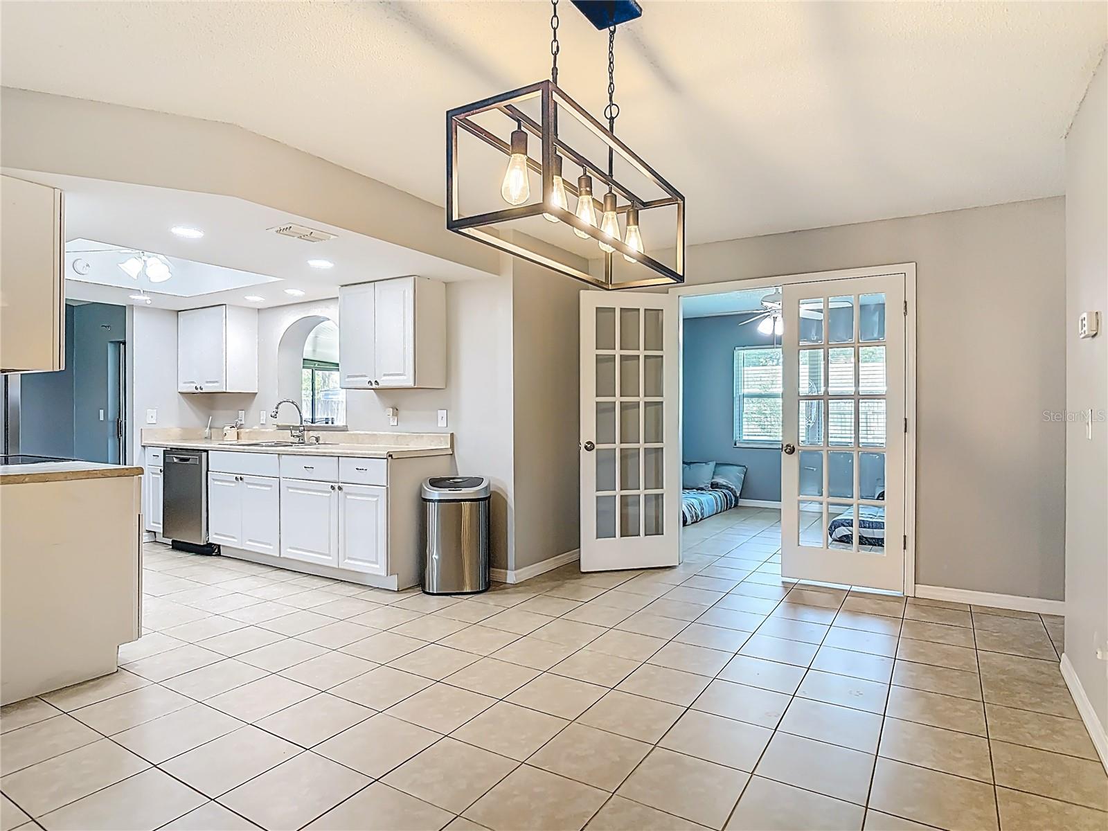 1815 TRAVELERS PALM DR, EDGEWATER, FL, 32132