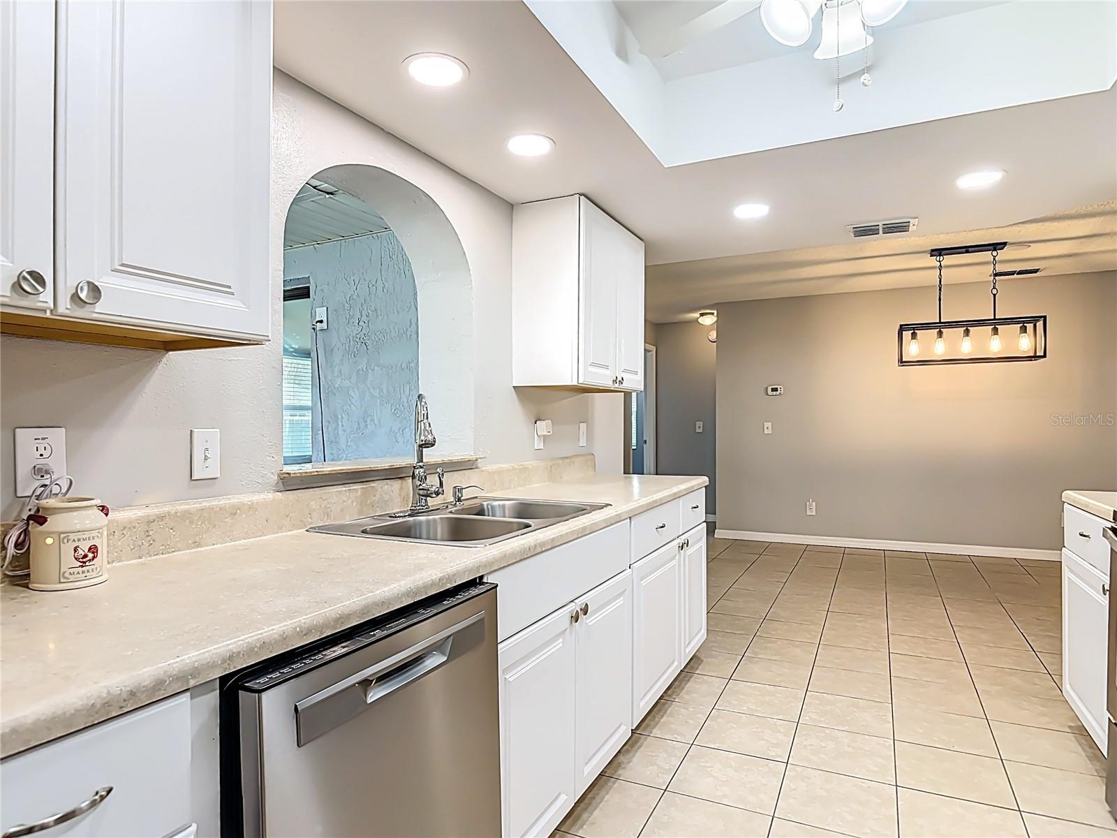 1815 TRAVELERS PALM DR, EDGEWATER, FL, 32132
