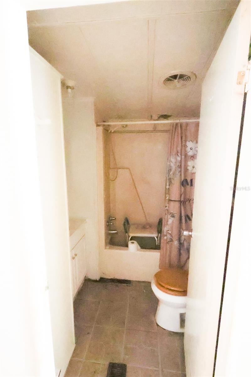 220 KING RD, WINTER HAVEN, FL, 33880