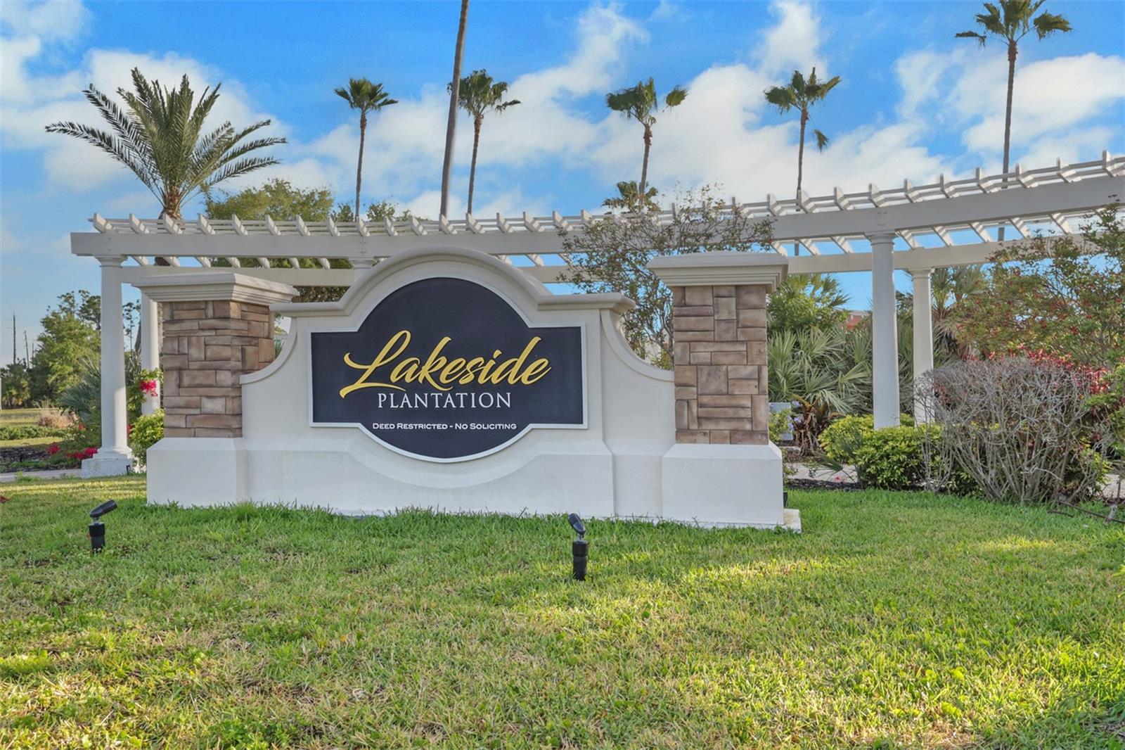 2475 MAGNOLIA CIR, NORTH PORT, FL, 34289