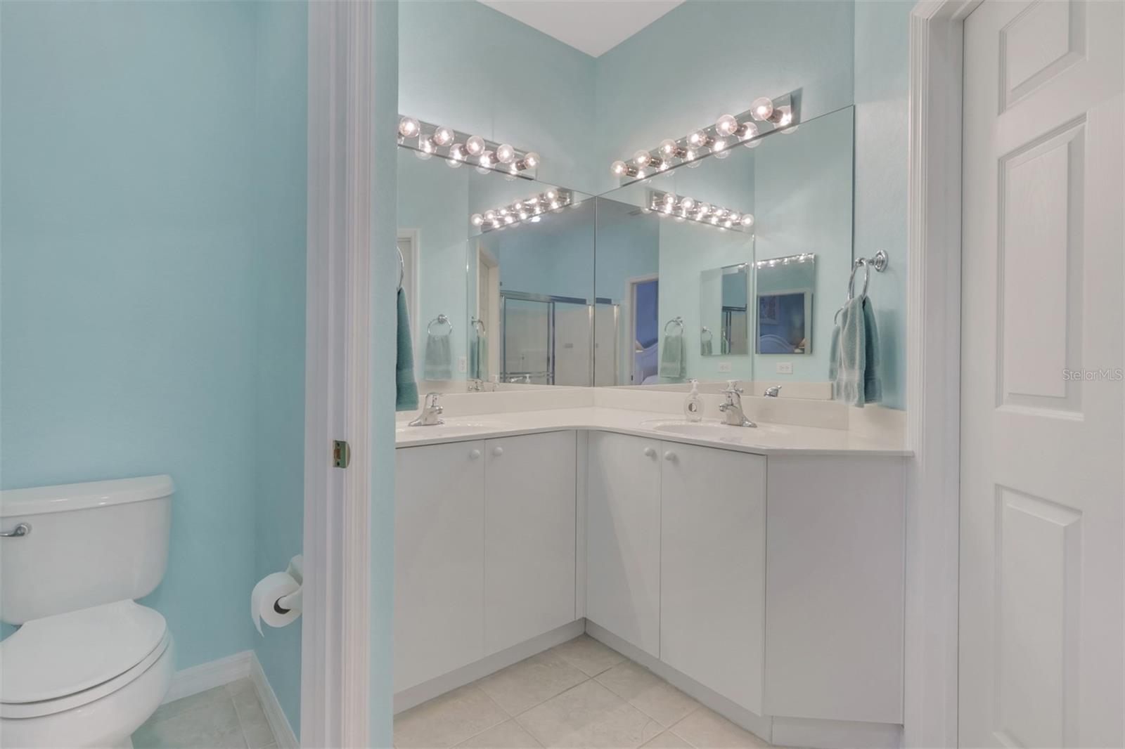 2475 MAGNOLIA CIR, NORTH PORT, FL, 34289