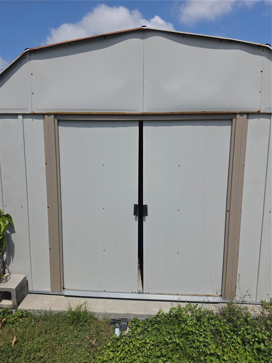 725 43RD AVE N, ST PETERSBURG, FL, 33703