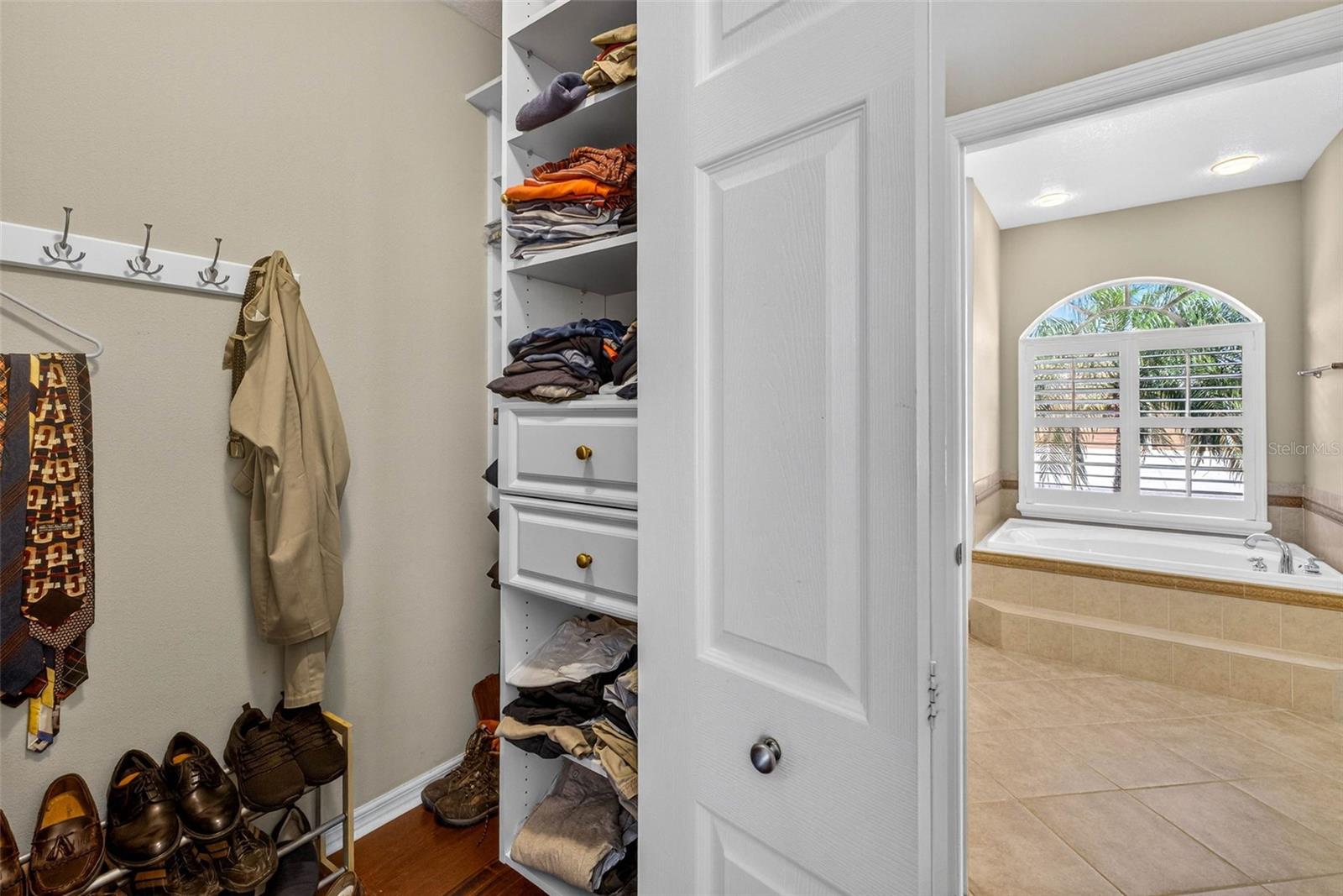 3819 SALIDA DELSOL DR, SUN CITY CENTER, FL, 33573