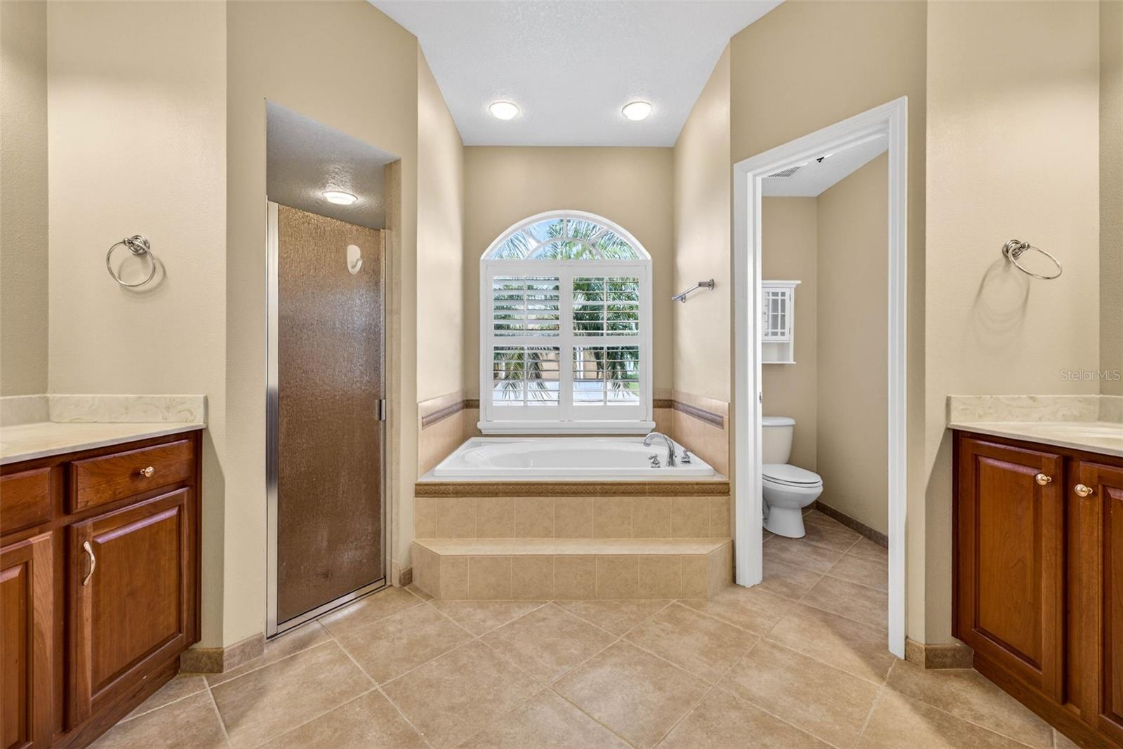 3819 SALIDA DELSOL DR, SUN CITY CENTER, FL, 33573