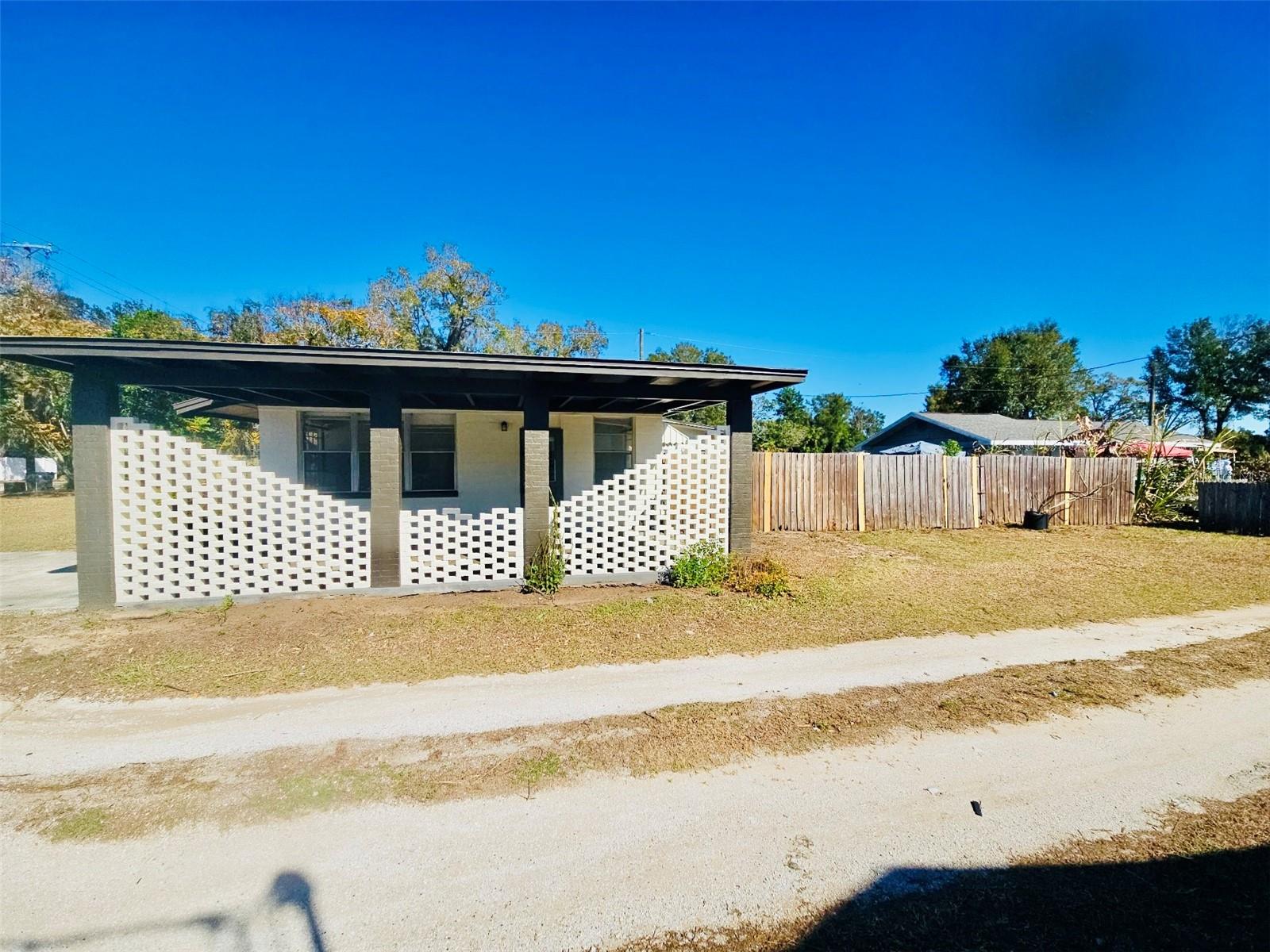 1607 BELL SHOALS RD, BRANDON, FL, 33511