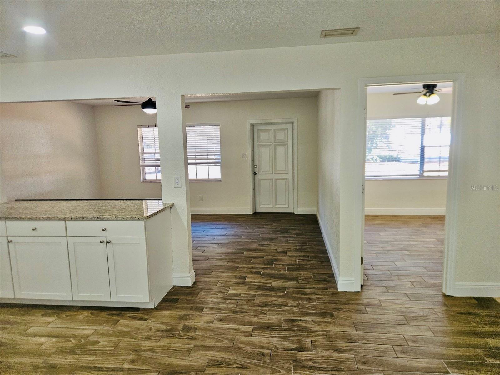 1607 BELL SHOALS RD, BRANDON, FL, 33511
