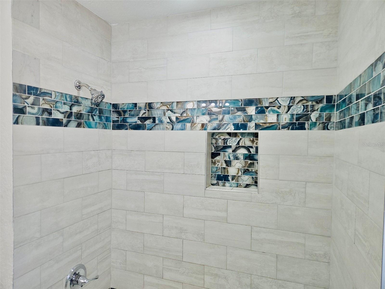 1607 BELL SHOALS RD, BRANDON, FL, 33511
