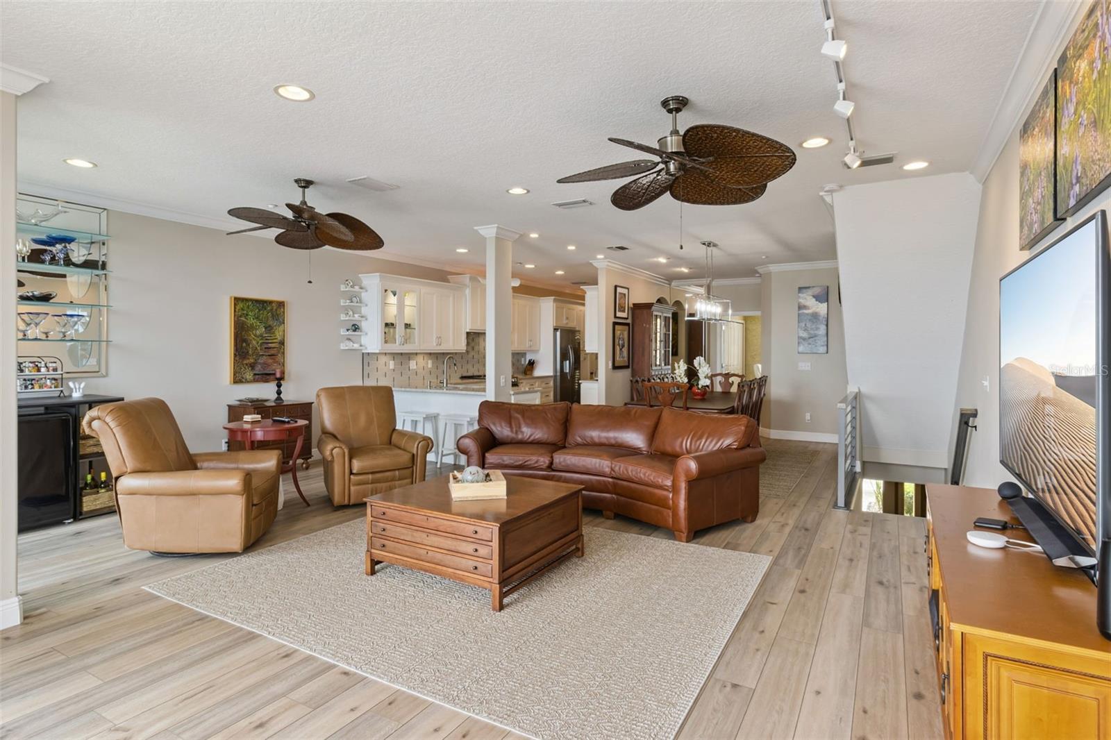 137 BRENT CIR, OLDSMAR, FL, 34677