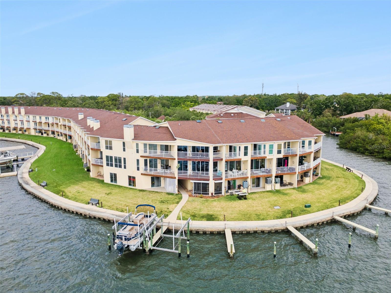 137 BRENT CIR, OLDSMAR, FL, 34677