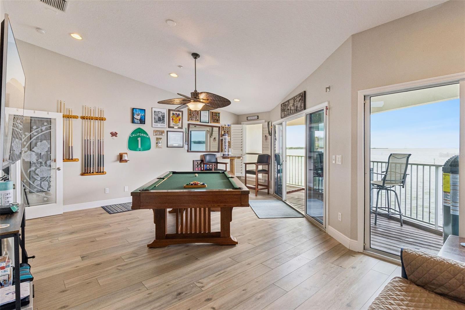 137 BRENT CIR, OLDSMAR, FL, 34677