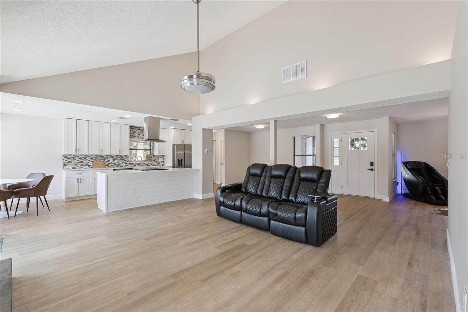 1528 CUTHILL WAY, CASSELBERRY, FL, 32707