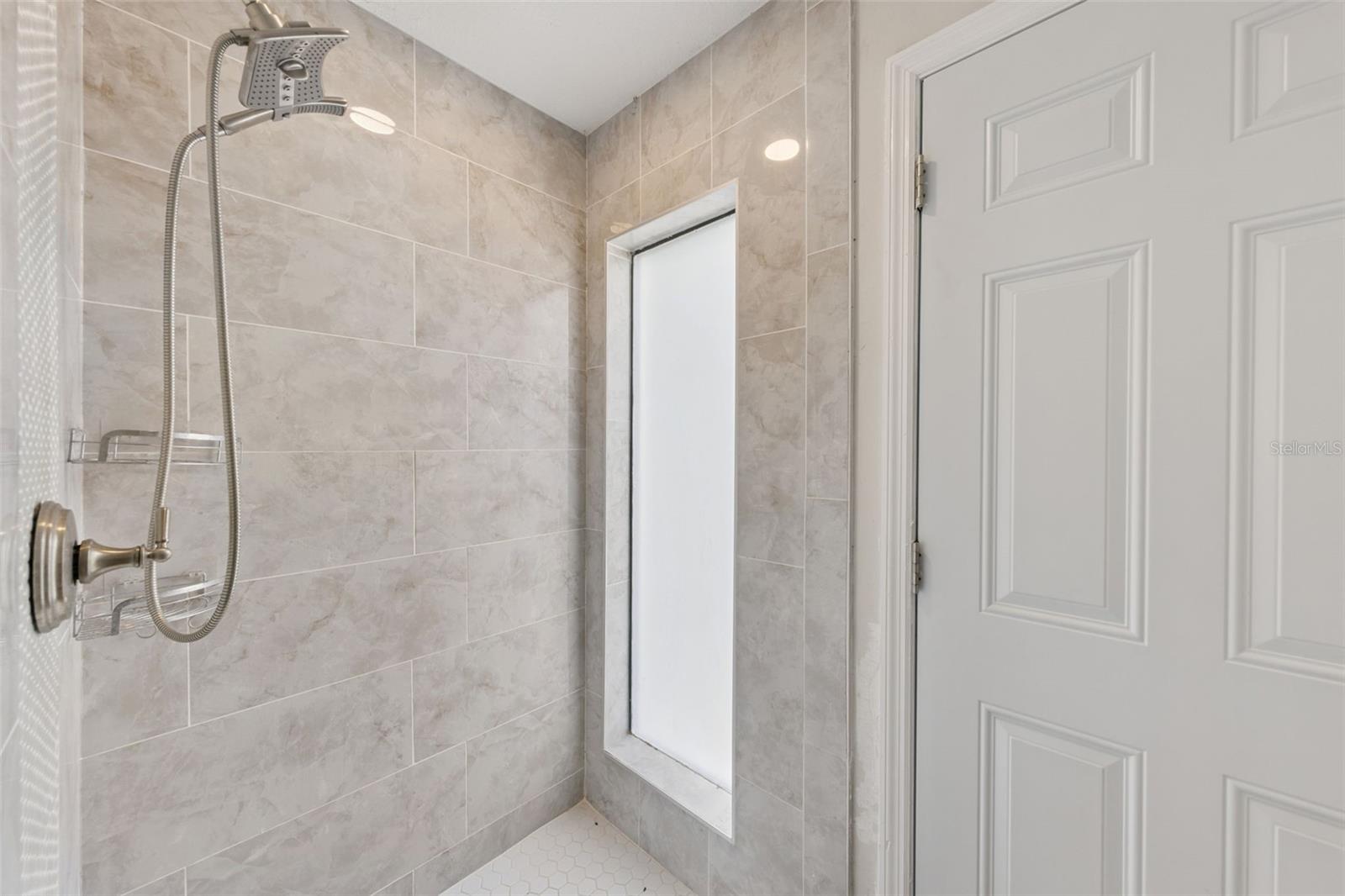 1528 CUTHILL WAY, CASSELBERRY, FL, 32707