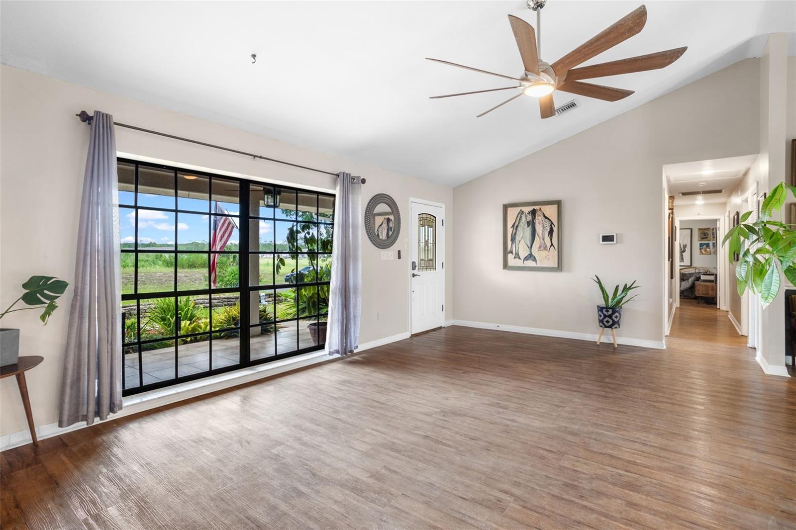2002 FAIRWAY DR, EUSTIS, FL, 32726