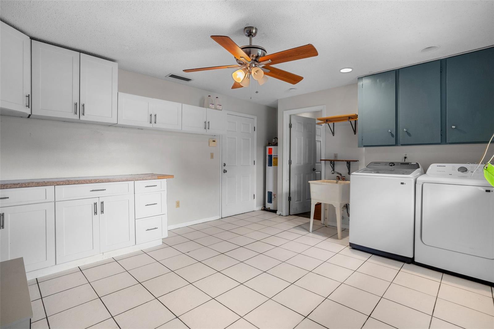 2002 FAIRWAY DR, EUSTIS, FL, 32726