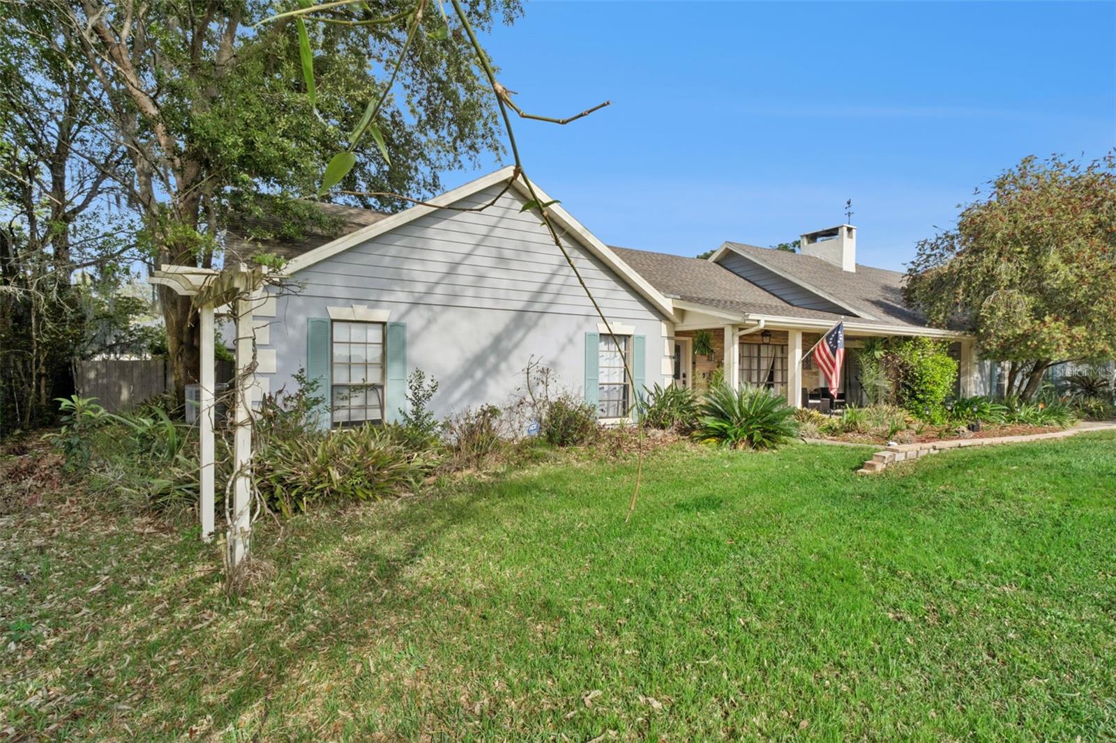 2002 FAIRWAY DR, EUSTIS, FL, 32726