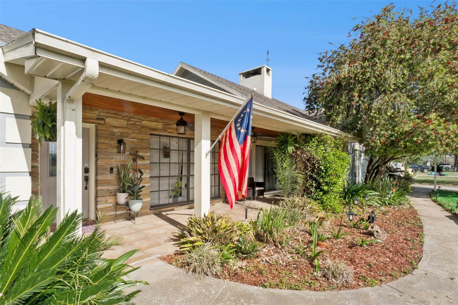 2002 FAIRWAY DR, EUSTIS, FL, 32726