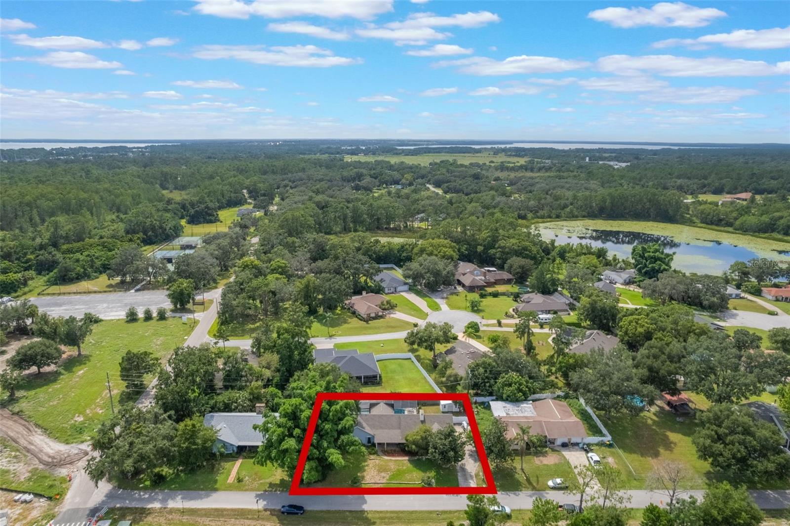 2002 FAIRWAY DR, EUSTIS, FL, 32726