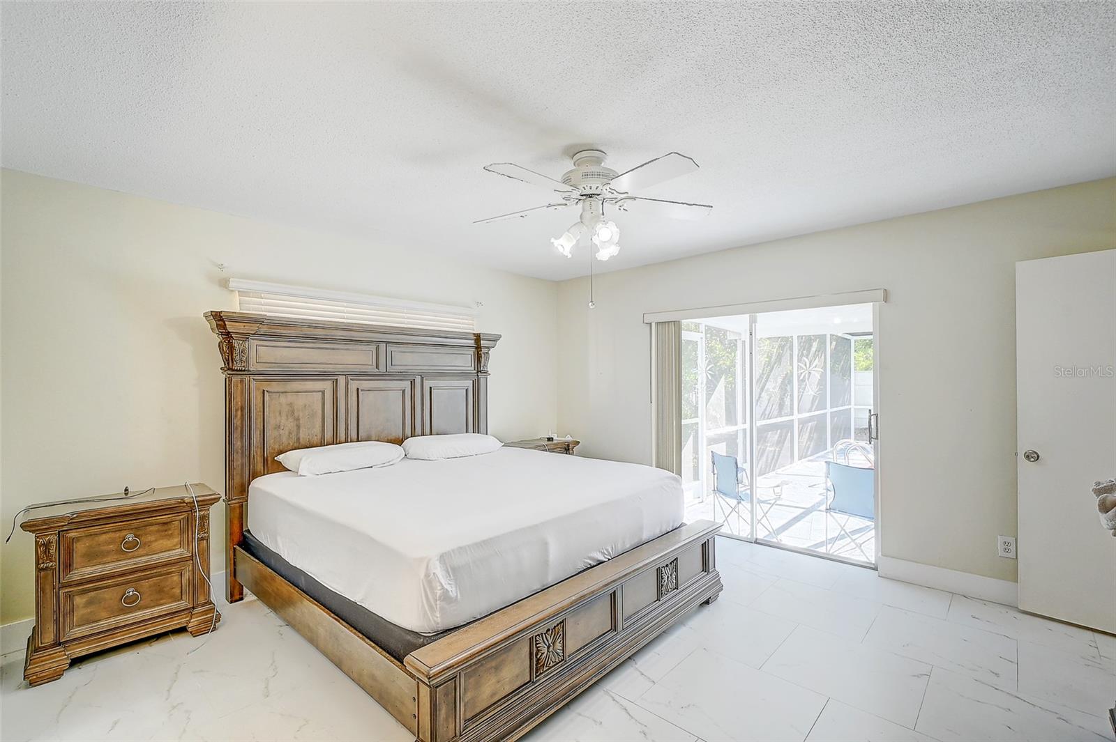 1678 COUNTRY CLUB PKWY, LEHIGH ACRES, FL, 33936